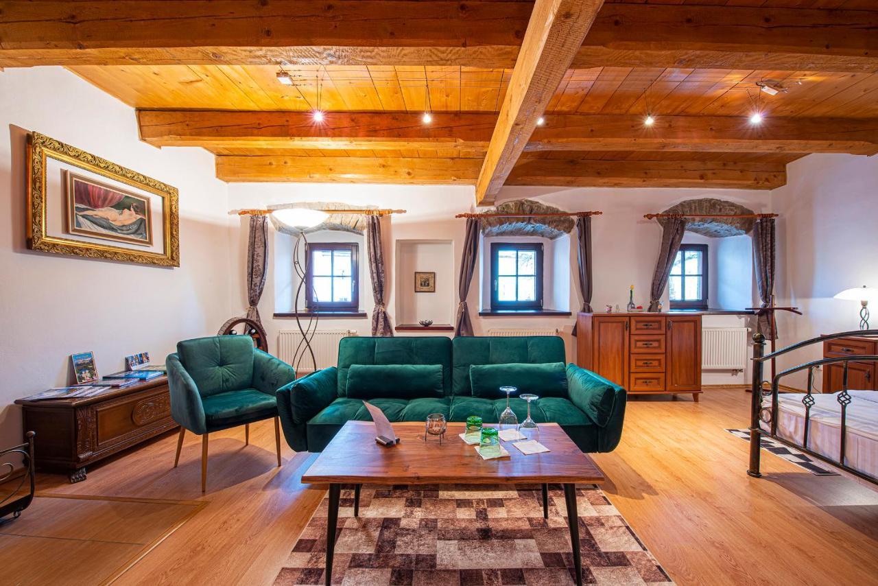 Penzion Familia Hotel Poprad Bagian luar foto
