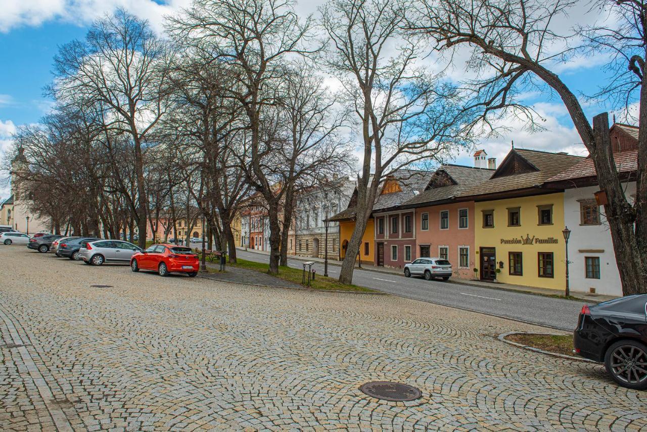 Penzion Familia Hotel Poprad Bagian luar foto