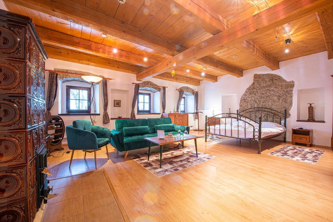 Penzion Familia Hotel Poprad Bagian luar foto